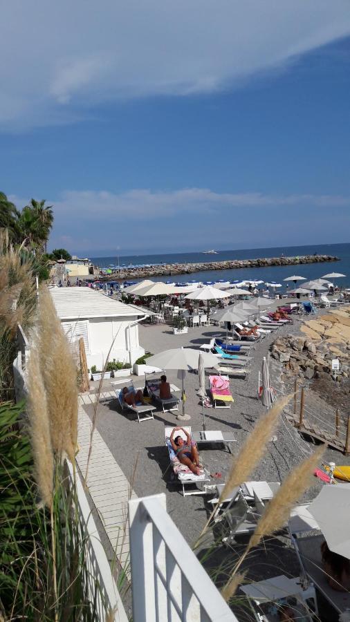 Appartamento Bouganville Sanremo Exterior photo